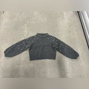 Luxuriously soft grey knitted sweater